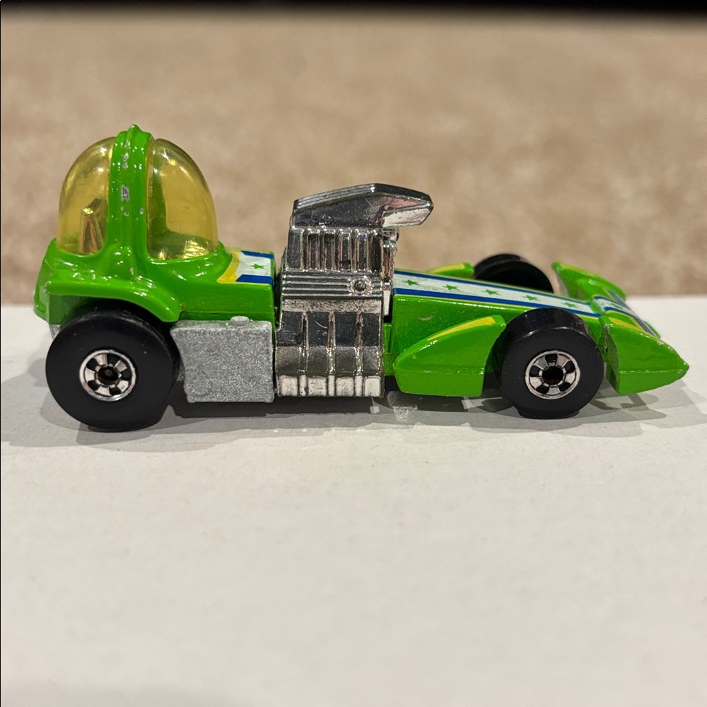 Vintage 1978 Hot Wheels Bubble Gunner Car Lime Green Blackwall Diecast Hong Kong
